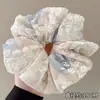 Scrunchie Floral Elegante e Delicado Estilo Primavera, Prendedor de Cabelo para Mulheres, Acessório de Cabelo de Alta Qualidade