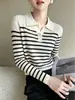 Camisa Polo Rayada con Cuello Simple Diseño Versátil Cómoda Capa Interior Primavera y Otoño Estilo Temperamento Artículo Clásico