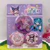 Nuevo Traje Insignia Sanrio Lindo Insignia de Arena Movediza Hojalata Broche Amistad Eterna Alrededor