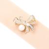 Broche de Lazo Elegante Estilo Fragante Nuevo Estilo Microincrustado Circonita Chapado en Oro Todo Fósforo Pin de Perla Natural Anti-luz para Mujer