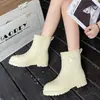 Botas de lluvia cortas para mujer Jundeng, modernas, combinan con todo, suela antideslizante, botas de lluvia, viaje en día lluvioso, moldeado integrado, zapatos de agua para mujer, zapatos de goma