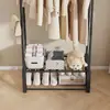 Estante de Ropa de Piso para el Hogar Simple para Dormitorio Colgador de Ropa Multicapa con Ruedas Zapatero Integrado Estante de Almacenamiento Multifuncional