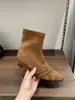 Botines de gamuza plisados estilo francés para mujer, colección otoño 2026, con tacón oculto, punta fina, ajuste ceñido, cierre de cremallera en la parte trasera, tipo calcetín, modernos y a la moda