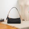 Bolsa Leve de Nylon Feminina 2023 Nova Moda Versátil Lona Bolsa Feminina Design de Nicho Simples Portátil Bolsa de Ombro