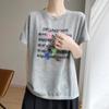 Estilo Novo de Verão 2025 Malha de Bambu e Linho Gola Redonda Manga Curta Bordada Cinco Linhas Fina Pulôver Camisa Básica para Mulheres