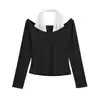 Top Halter de Manga Larga con Bloques de Color, Efecto Dos Piezas, Hombros Descubiertos para Mujer, Otoño e Invierno, Gama Alta, Elegante, Favorecedor, Moderno, Camiseta Versátil