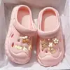 Zuecos de Nuevo Estilo para Mujer 2024 para Uso en Exteriores, Sandalias Cerradas de Punta Semi-Abierta con Suela Gruesa para Verano, Enfermera, Playa para Mujeres