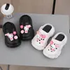 Pantuflas de Exterior para Niñas 2025 Verano Nuevas Sandalias Kuromi de Doble Uso para Niños Zuecos de Playa de Punta Cerrada Usables en Exteriores