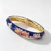Nuevo Pulsera de Esmalte de Loto Estilo Chino con Esmalte de Goteo y Artesanía Hueca, Disponible en Múltiples Colores, Al por Mayor en Stock, Diseño Abierto Estilo Nacional
