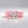 Anillos de Silicona Geométricos Populares Transfronterizos Europeos y Americanos en Diversas Formas como Flores, Mariposas, Corazones y Animales, Venta al por Mayor