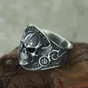 Anillo de Calavera Punk Nuevo Transfronterizo para Motociclista Tendencia para Hombres Anillo de Acero de Titanio Hip-Hop Elegante Europeo y Americano Venta al por Mayor