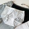 Ropa interior Hua Yuze para mujer de seda helada sin costuras sexy para chica talla grande tiro medio transpirables shorts tipo triángulo verano finos