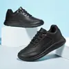 Sapatos de chef para cozinha, ajuste largo, biqueira espaçosa, à prova d'água e antiderrapantes, estilo masculino, adequados para trabalho em catering e cozinha, sola macia, sapatos de trabalho para homens