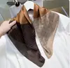 Lenço de seda pequeno quadrado estilo chinês para mulheres, lenço de cabeça para primavera, outono e verão, para combinar com blusas, protetor de pescoço, estilo fino, adequado para mães