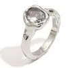 Moda Europea y Americana Elegante de Nicho Joyería de Mano Elegante Acero Inoxidable Chapado en Oro de 18K Estilo Agujero Anillo de Zirconia Huevo de Paloma para Mujeres