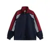 Chamarra de Tres Rayas con Costuras de Color Contrastante para Hombre Otoño Estilo Retro Americano Deportiva Sudadera Cleanfit Manga Raglán