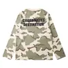 Camiseta informal unisex de manga larga raglán con estampado de camuflaje beige-verde retro americano, tejido gofrado, lavada y con efecto desgastado, para adolescentes