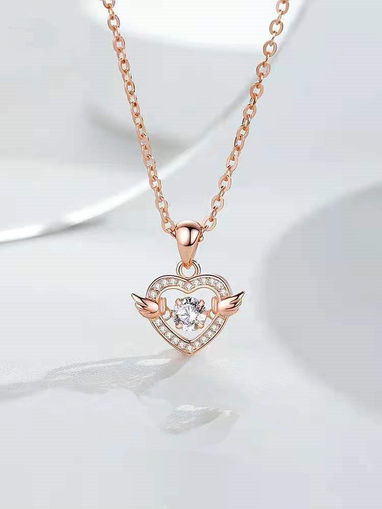 心形吊坠