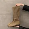 2026 Botas longas versáteis simples e da moda plus size para mulheres, botas longas de moda retrô primavera-verão novo estilo, botas de montaria