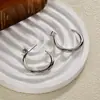 Pendientes de Aro Grandes Dorados Estilizados y Elegantes con un Toque Refinado y de Alta Gama, Pendientes de Aro Lisos de Plata Únicos y Generosos, Nuevo Modelo 2026