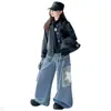 Conjunto jeans para meninas, coleção primavera/outono, novo estilo 2026, casaco da moda e calça pantalona estilosa, conjunto de duas peças para crianças
