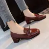 Salto plataforma salto alto feminino 2026 Primavera Verão novo versátil laço salto médio celebridade da internet sola macia sapatos de salto único profissionais sapatos femininos