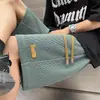 Shorts Casuais de Seda de Gelo para Homens de Comércio Exterior, Estilo Verão Fino, Tendência Secagem Rápida Esportivo Solto Tamanho Grande para Alunos do Ensino Médio