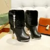 Botas de Cano Curto Europeias e Americanas Versáteis de Couro e Pelo Integrados com Strass Salto Alto Salto Bloco Bico Fino Zíper Lateral Moda Transfronteiriça
