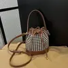 Bolso Cubo de Comercio Exterior Transfronterizo Bolso de Boda Bolso de Mano Nuevo Estilo Bolso Cubo de Moda de Gama Alta Bolso de Hombro Único Bolso Cruzado Versátil