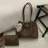 Bolso de Mano de Nicho Estilo Coreano para Mujer 2025 Nuevo Invierno Moda Versátil Bolso de Hombro Gran Capacidad Bolso Tote para Viajes