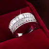 Anel de Moda Transfronteiriço Luxo Leve Design Completo em Zircônia Estiloso Tendência para Mulheres Estilo Nicho Minimalista Design de Fileira de Diamantes Anel para Dedo Indicador