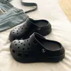 2026 Zuecos de Eva Simples Versátiles que Aumentan la Altura de Moda Color Sólido Sandalias de Playa de Moda Zuecos de Verano para Mujer