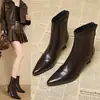 Nuevas botas de mujer de punta cruzada, estilo europeo y americano, botines versátiles de tacón fino, botines de tobillo ajustados de punta y tacón medio