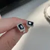 Aretes Cuadrados de Circonita Negra para Mujer, Lujo Accesible de Moda Diseño de Nicho Estilo Ins Exquisitos Pendientes