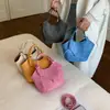 Moda de Alto Padrão Transfronteiriça Nova Coleção Primavera 2026 Design de Nicho Bolsa Feminina Simples de Ombro Transversal