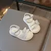 Sandálias de Solado Macio com Strass Estilo Nova Princesa para Bebês Meninas, Sapatos de Praia de Verão 2026 Borboleta