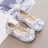 Sapatos de Princesa para Meninas, Sapatos de Couro da Moda, Novos Sapatos de Performance Infantis Primavera 2026, Elegantes Sapatos de Cristal para Meninas com Laço