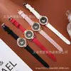 Relógio Feminino 2025 Estilo Nicho Levemente Luxuoso Estudante Mori Girl Vintage Artístico Realçador de Branco Borboleta Mostrador Pequeno