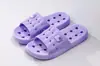 Nuevos Estilos de Pantuflas Drenantes de Agua para Baño, Antideslizantes, Suela Suave, Cómodas para Parejas, Uso en Casa, Huecas, de Secado Rápido, Pantuflas de Verano, Venta al por Mayor