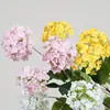 Flor de bola de nieve morada, hortensia artificial de 3 cabezas, tela de seda de tallo largo, adecuada para decoración suave en escaparates de tiendas de ropa