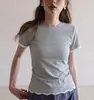 Camiseta de manga corta para mujer con espalda descubierta y hombros rectos, para uso en verano, con un diseño único y ribete de encaje