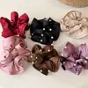 Goma para el pelo fruncida de cuentas versátil de alta gama estilo coreano para mujer, accesorio para el pelo elegante de satén para coleta Otoño e Invierno