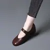 Zapatos planos retro de cuero suave estilo francés populares para mujer, nueva colección 2026, planos de otoño de punta fina, zapatos Mary Jane de suela blanda para mujer