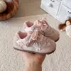 Moda Infantil Sapatos de Treino Alemães 2026 Novo Verão Meninas Acabamento em Renda Sapatos Esportivos Malha Respirável Vazado Sapatos de Plataforma