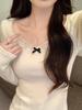 Camiseta de encaje con cuello en V y manga larga 2024 otoño nuevo slim adelgazante chica hot sexy top puro con forro polar