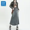 Saia Jeans Retrô com Barra Desfiada para Mulheres Verão 2025 Design Americano Saia Longa Efeito Peixe Linha A