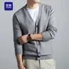 Cardigã de Lã Masculino Casaco Fino Suéter Gola V Peça de Vestir Exterior Tricô Liso Masculino Primavera e Outono Top Tendência