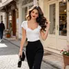 Top de punto de manga corta con cuello cuadrado francés para mujer, top ajustado de canalé con cuello de corazón, camiseta interior ajustada 0858308