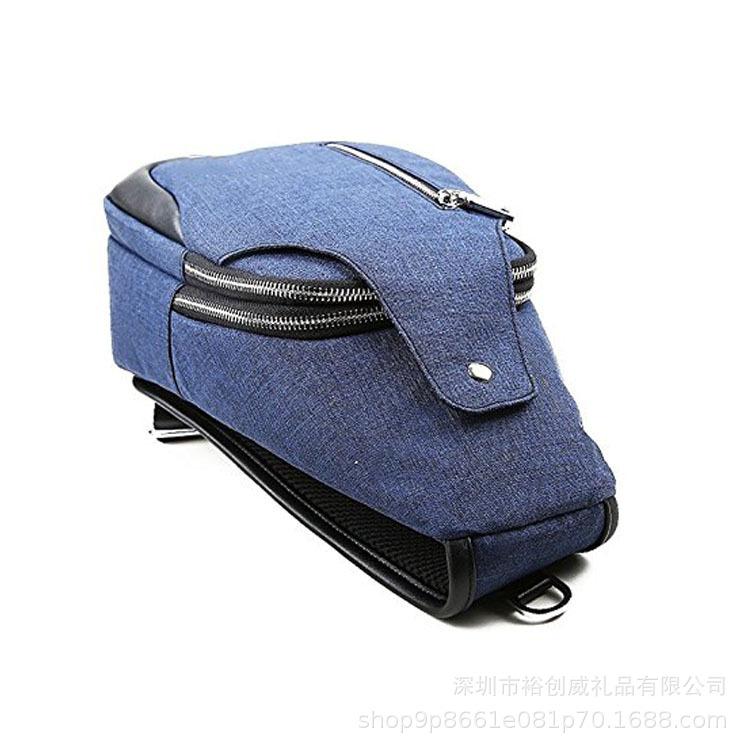 7092116924_1181683667