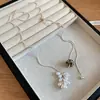 Colar de Uvas de Pedra Natural Estilo Coreano Ins com Pérolas e Design Único, Corrente de Clavícula Versátil da Moda, Corrente para Suéter